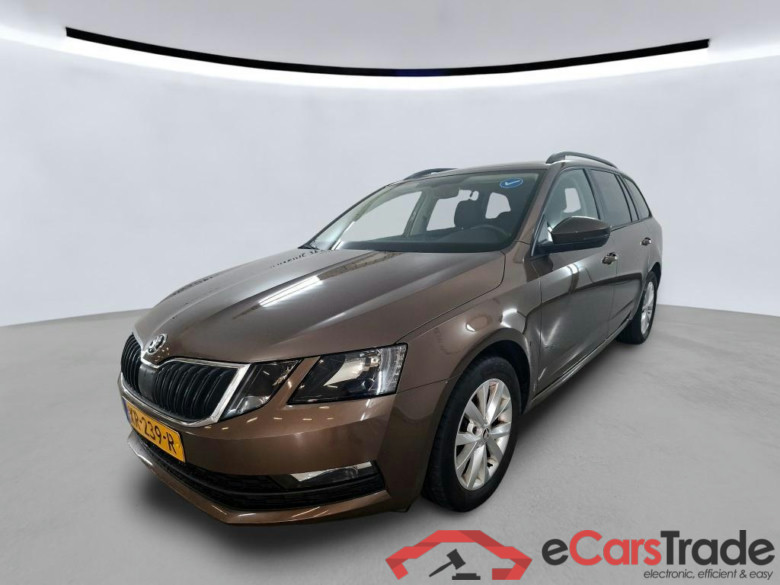 SKODA Octavia Combi 85 kW #1