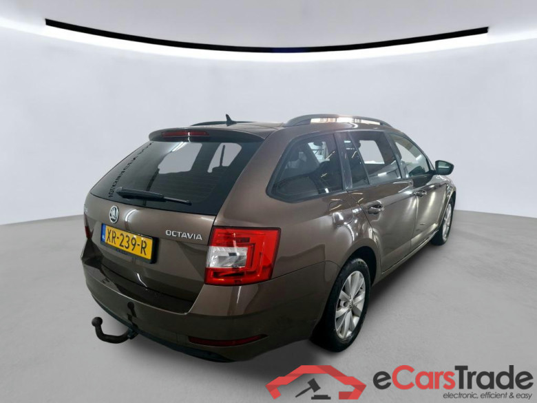 SKODA Octavia Combi 85 kW #6