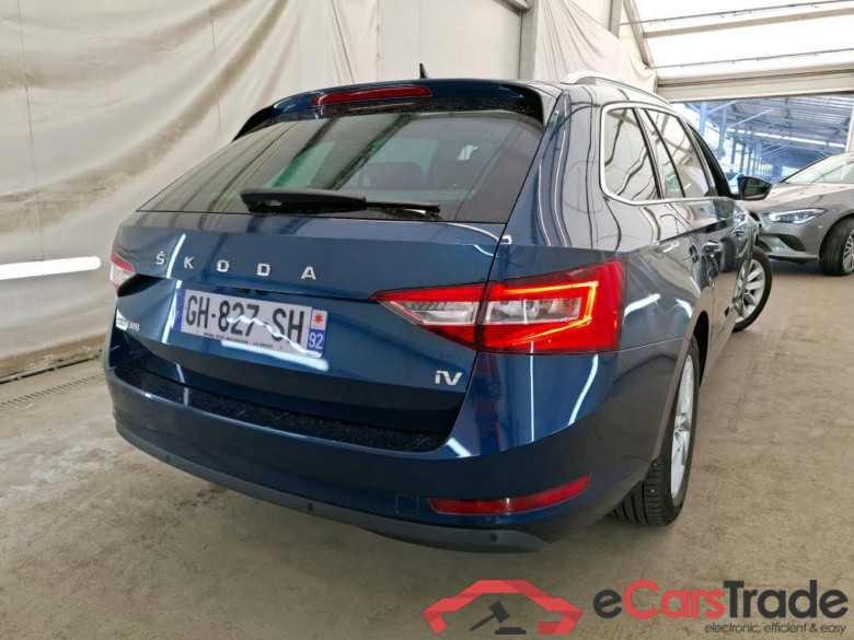 SKODA Superb Combi / 2019 / 5P / Break 1.4 TSI PHEV 218ch DSG6 Style #4