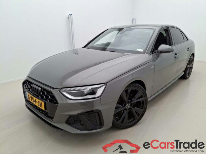 AUDI A4 LIMOUSINE 35 TFSI S edition Competition