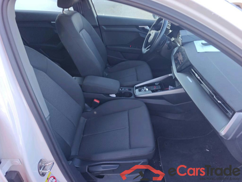 AUDI A3 / 2020 / 5P / berlina con portón Sportback 30 TDI 85kW (116CV) S tronic #6