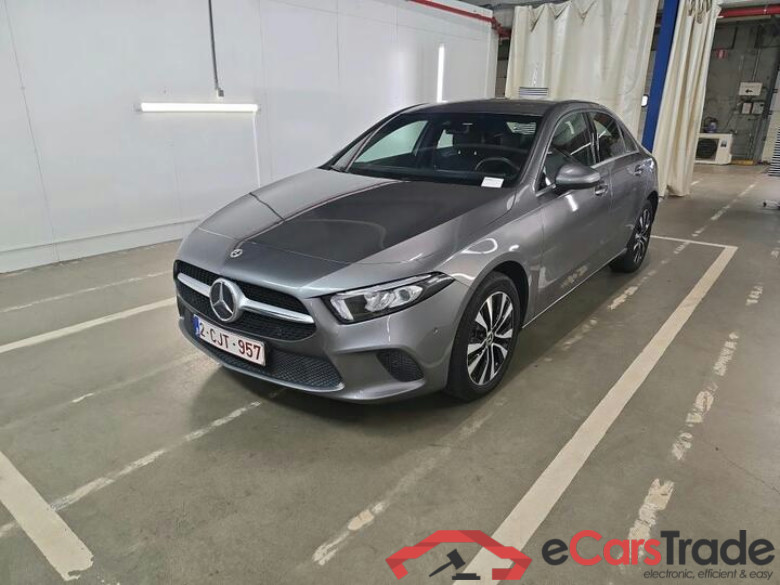 Mercedes A-Klasse Limousine A-Klasse Limousine A 250e Business Solution (PHEV) 160kW/218pk  4D/P Auto-8 #1