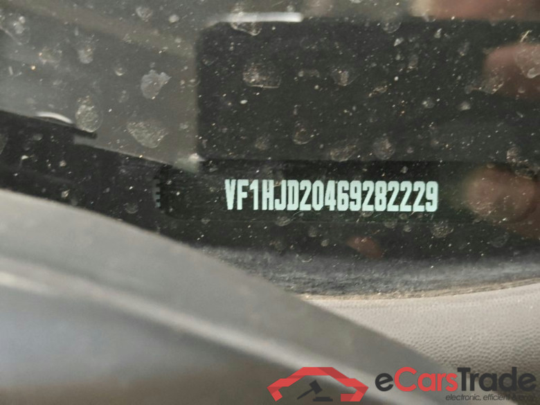 Dacia Duster TCe 100 Bi-Fuel 4x2 Prestige 5d #6