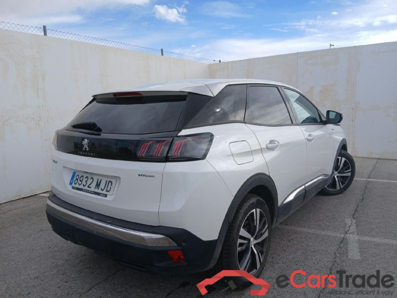 PEUGEOT 3008 Hybrid / 2020 / 5P / todoterreno 225 e-EAT8 Allure #2