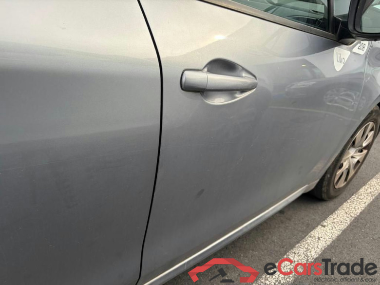 PEUGEOT 208 1.2i PureTech Like S&S (EU6.2) #2