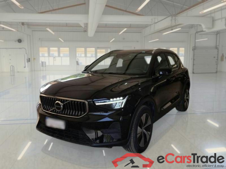 VOLVO XC40 / 2021 / 5P / SUV T4 Recharge Plug-in auto Essential