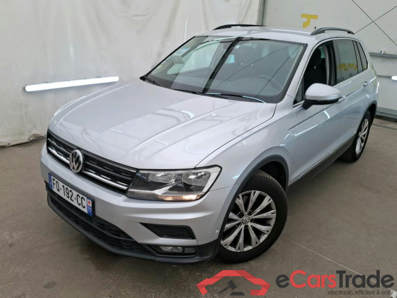 VOLKSWAGEN Tiguan / 2016 / 5P / SUV 2.0 TDI 150 DSG7 Confortline Business