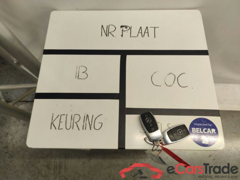 MERCEDES CLASSE GLC COUPE DIESEL (C253) - 2019 GLC 300 de 316 (194+122)  4-Matic (EU6.2) 5d Auto #4