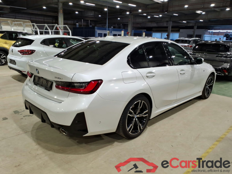 BMW 3 SERIES BERLINE 2.0 318I (115KW) AUTO BERLINE #4