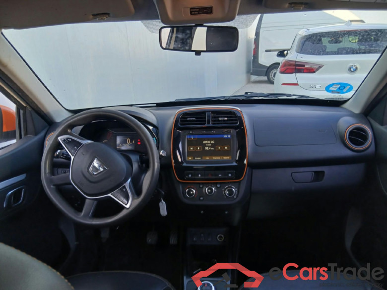 DACIA Spring / 2021 / 5P / berlina con portón Comfort Plus Electric 33kW (45CV) #3