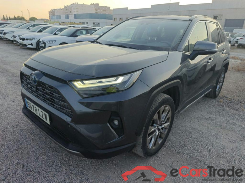 TOYOTA Rav4 / 2018 / 5P / todoterreno 2.5l 220H Luxury