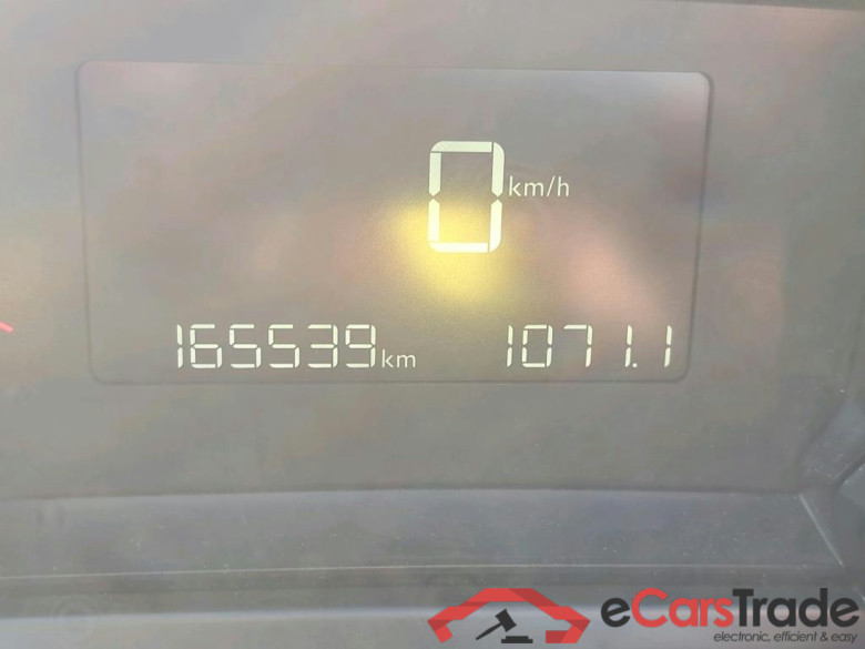 PEUGEOT 308 / 2017 / 5P / berlina con portón 5P Style BlueHDi 100 S&S 6 Vel. MAN #5