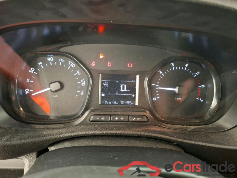 PEUGEOT Expert / 2016 / 4P / Fourgon tôlé 1.5 BHDI 120 S&S TAILLE M #6