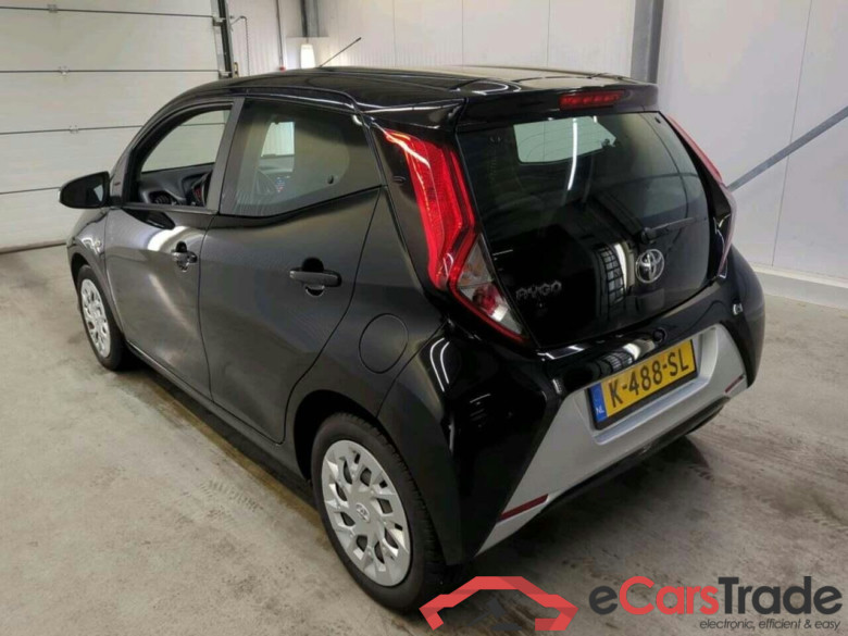 TOYOTA Aygo 1.0 VVT-i x-play #6