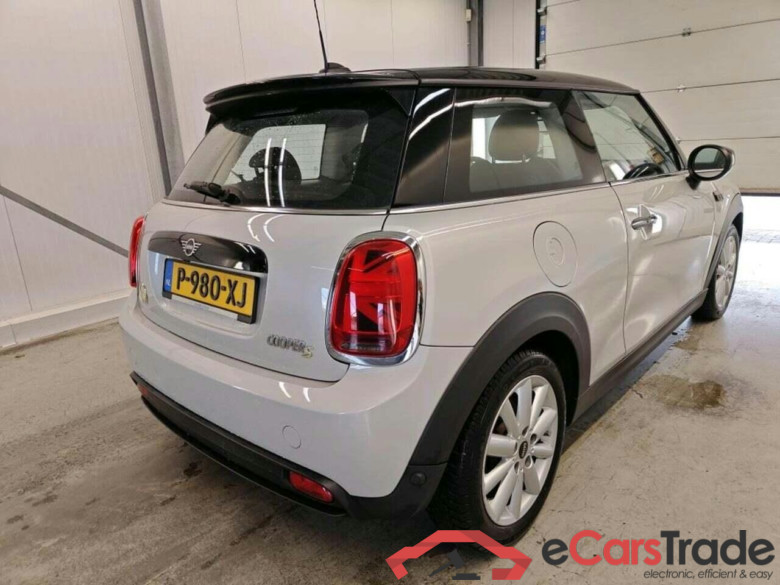 Mini Electric MINI Yours 33 kwh #2