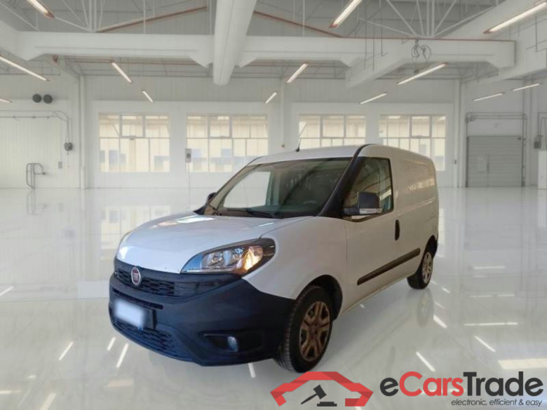 FIAT DOBLÒ CARGO / 2014 / 4P / VETT. FURGONATA CH1 LOUNGE 1.3 MJET 95CV E6D SeS #1