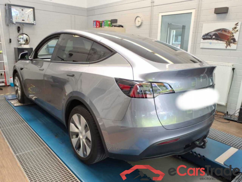Tesla Model Y (01.2021->) DE - SUV5 Dual, Maximale Reichweite Dual AWD, 2021 - 2025 #3