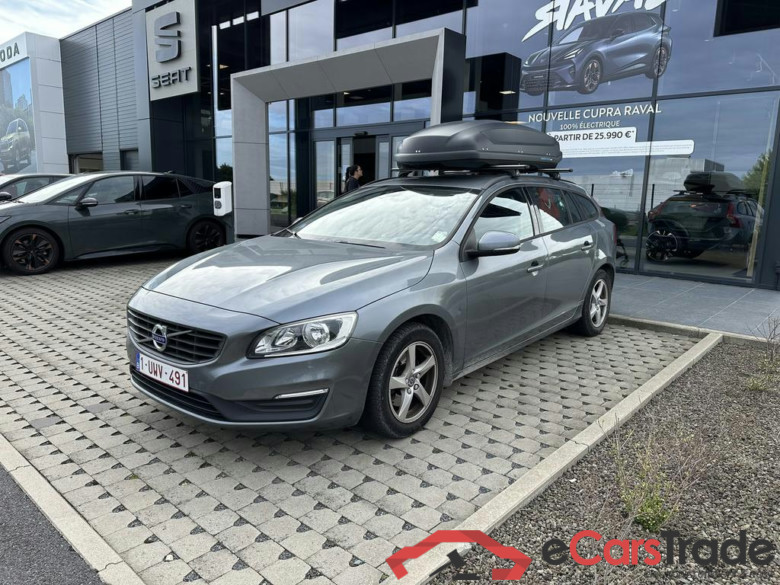 VOLVO V60 1.5 T2 Kinetic Geartronic #1