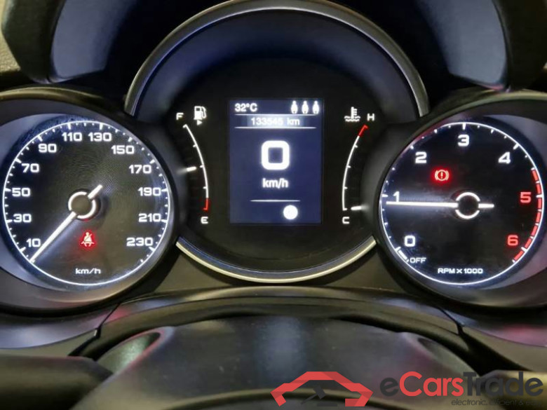 FIAT 500X / 2018 / 5P / CROSSOVER 1.3 MJET 95CV E6D CLUB #4