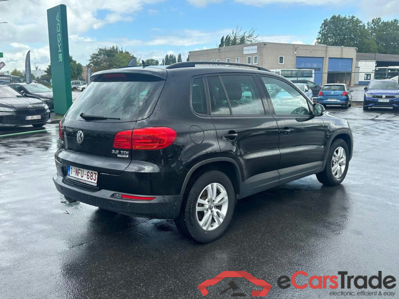 VOLKSWAGEN Tiguan Trend & Fun 2.0 TDI SCR BlueMotion Technology 81 kW (110 ch) 6 vitesses manuel #2