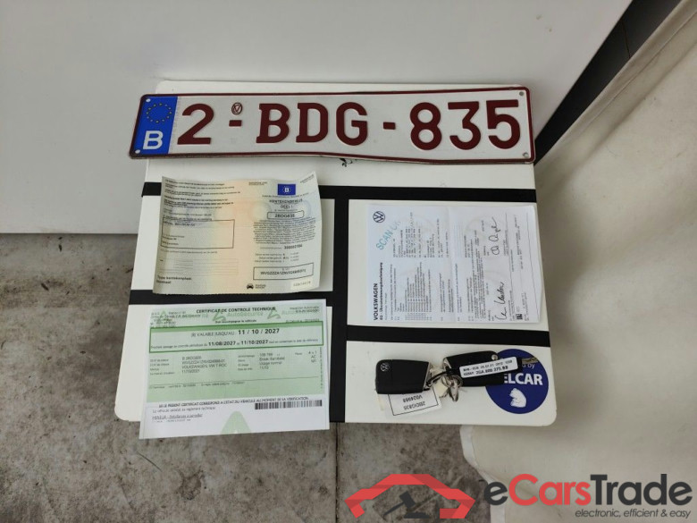 Volkswagen T-Roc 2.0 TDI Active DSG 5d #4