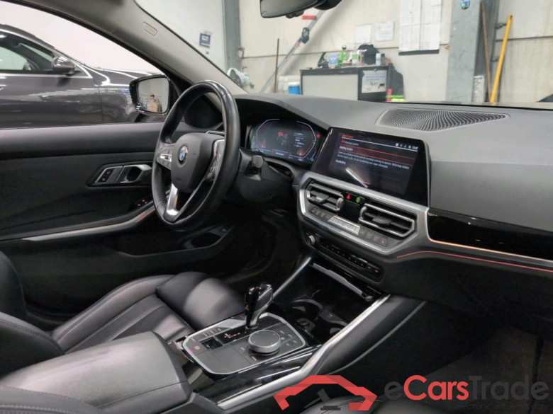 BMW - BMW 3 TOURING 316dA 122PK Sport Business Edition Pack Business With Heated Seats & PDC Front & Rear #3