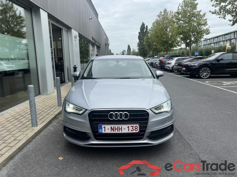 AUDI A3 Sportback Dsl 1.6 TDi Attraction S tronic #2
