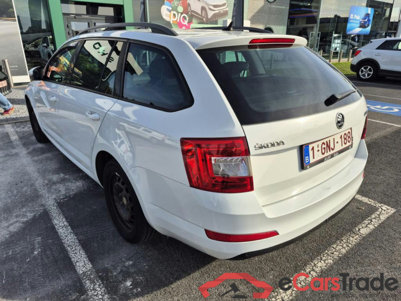 SKODA Octavia Combi Ambition 1,6 TDI 81 kW 5-speed mech. #3