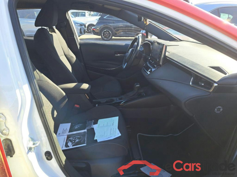 TOYOTA Corolla / 2019 / 5P / berlina con portón 1.8 125H ACTIVE TECH E-CVT #6