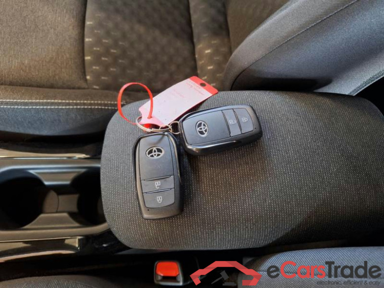 TOYOTA COROLLA / 2019 / 5P / STATION WAGON TS 1.8 HYBRID ACTIVE MY23 #6