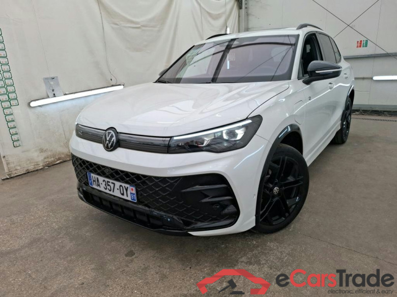 VOLKSWAGEN Tiguan / 2023 / 5P / SUV 1.5 EHYBRID 272 DSG6 R-LINE EXCLUSIVE(SP)