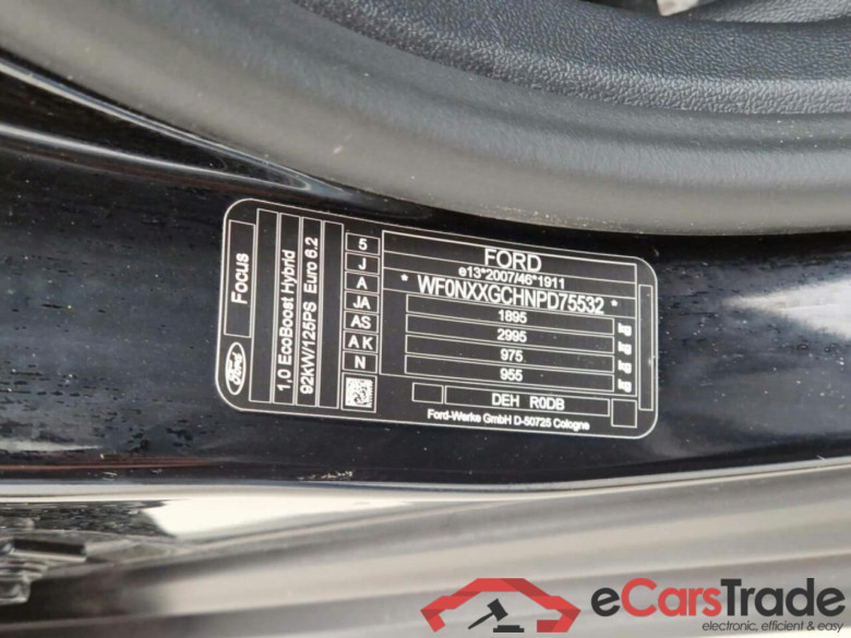FORD FOCUS 1.0 EBH Titanium #4