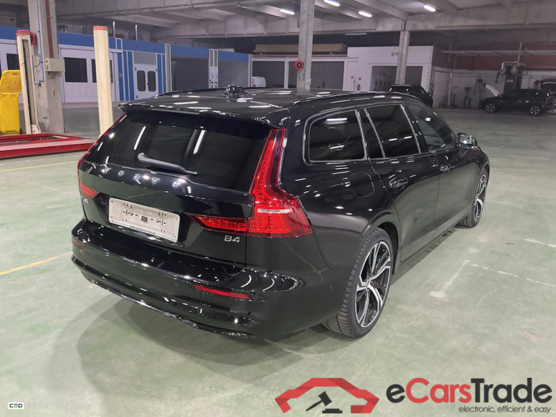VOLVO V60 2.0 B4 D MHEV PLUS DARK AUTO #4