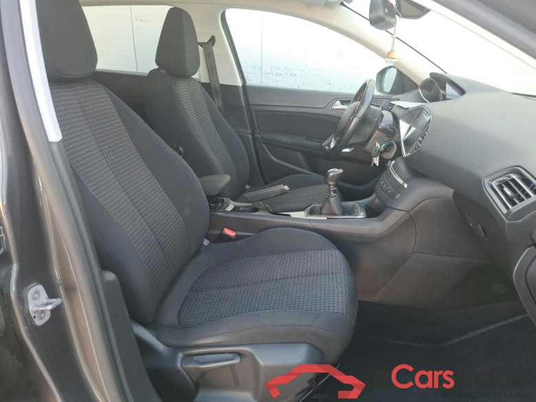 PEUGEOT 308 / 2017 / 5P / berlina con portón 5P Style BlueHDi 100 S&S 6 Vel. MAN #6