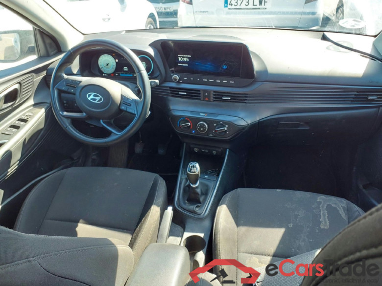 HYUNDAI i20 / 2023 / 5P / berlina con portón 1.0 TGDI Klass #3