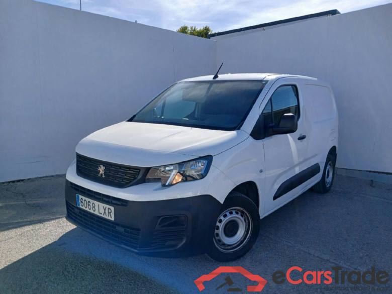 PEUGEOT Partner / 2018 / 3P / furgón derivado de turismo Pro Standard 600kg BlueHDi 73kW #1