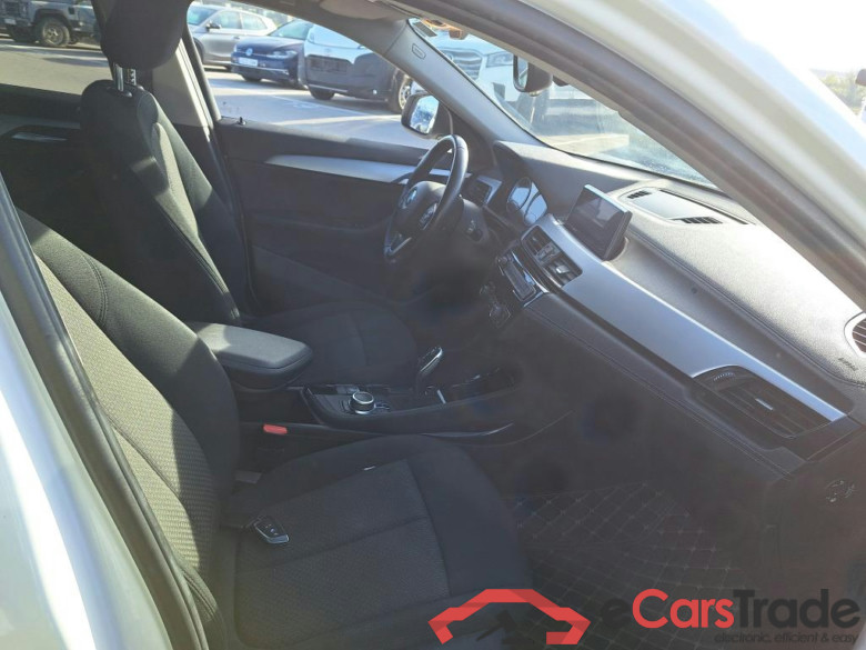 BMW X2 / 2017 / 5P / todoterreno sDrive18i (CX) #6