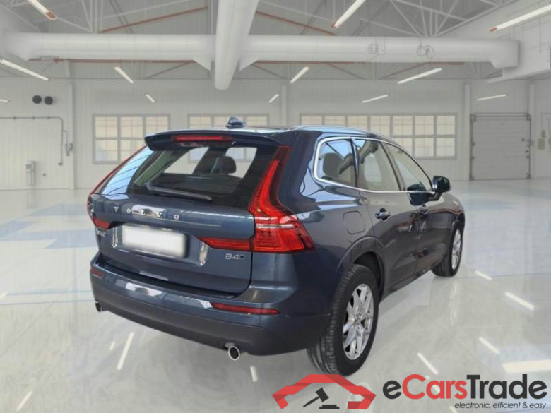 VOLVO XC60 / 2017 / 5P / SUV (V.M.)B4 AWD Geartr. Business Plus #2