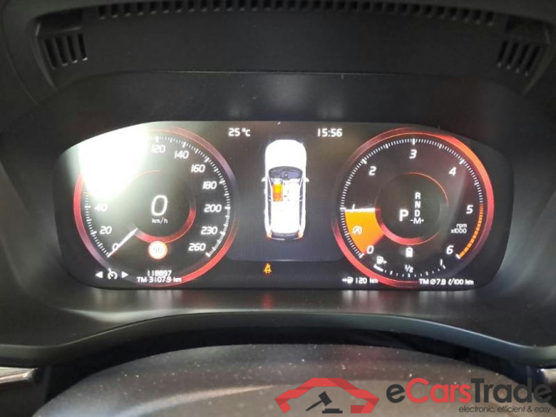 VOLVO XC60 / 2017 / 5P / SUV (V.M.)B4 AWD Geartr. Business Plus #4