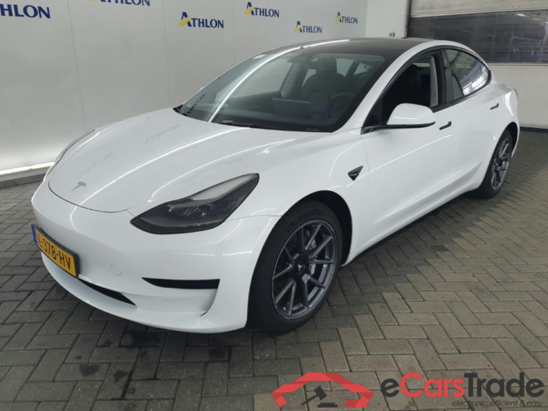 Tesla Model 3 Standard Range Plus RWD 4D 225kW #1