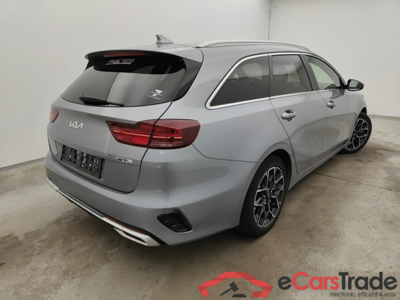 KIA cee'd Sportswagon GT Line Plus 1.5 T-GDi 140 ISG 5d #2