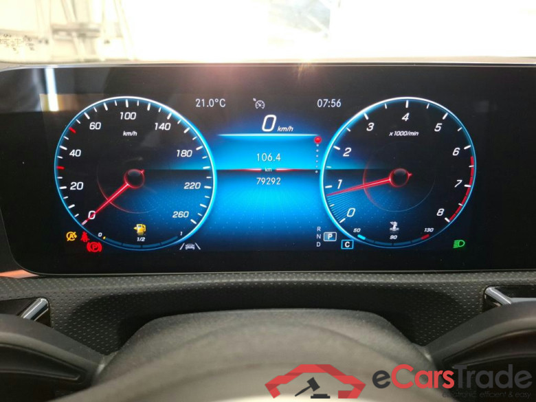 MERCEDES-BENZ Classe A Compact / 2018 / 5P / Berline A 200 AMG Line 7G-DCT #6