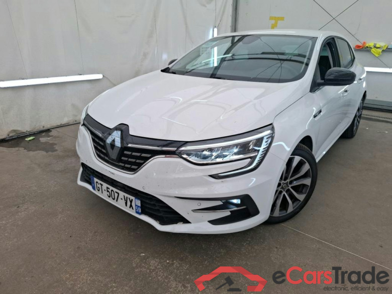 RENAULT Mégane Berline / 2020 / 5P / Berline techno TCe 140 EDC