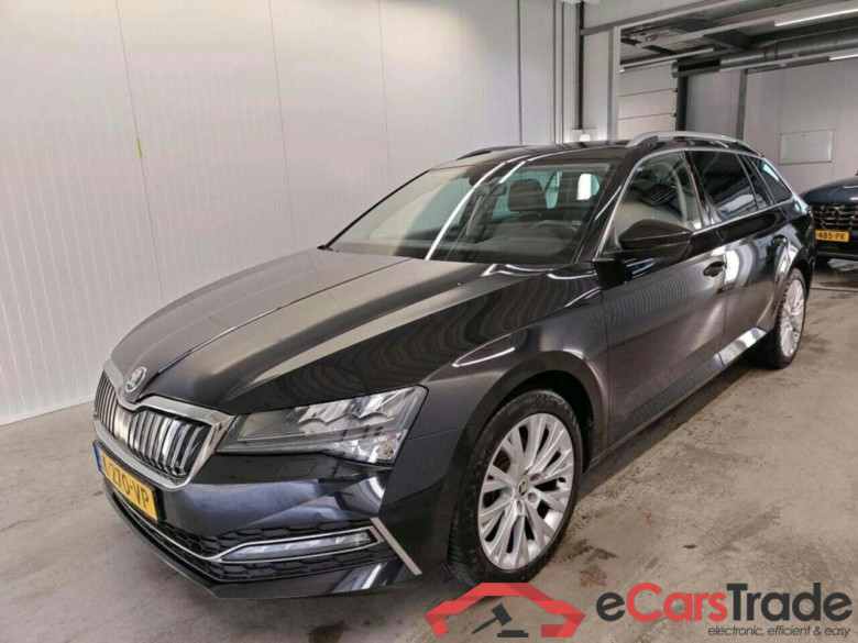 SKODA Superb Combi 1.4 TSI iV BnsEdPlus #1