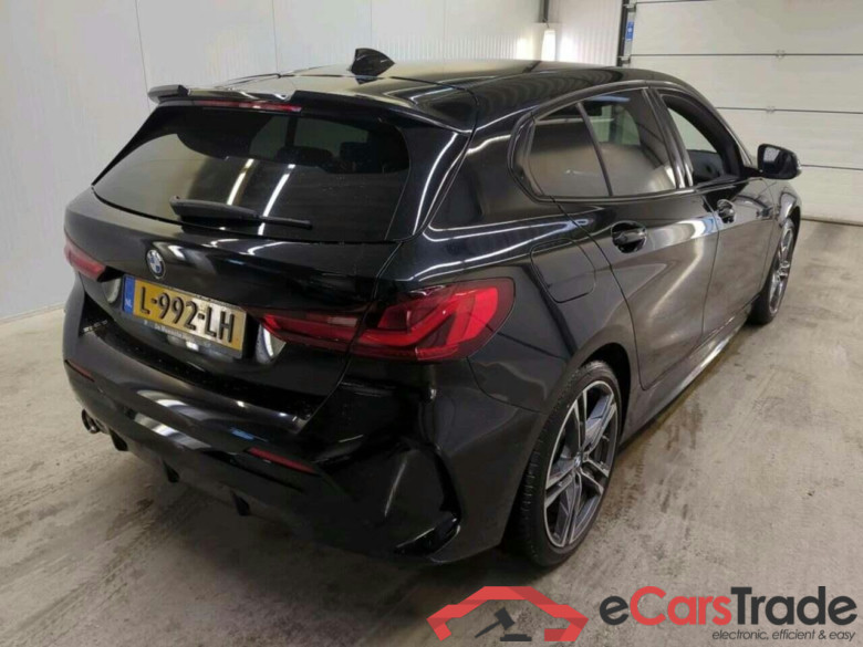 BMW 1-serie 118i Bns Edition #2