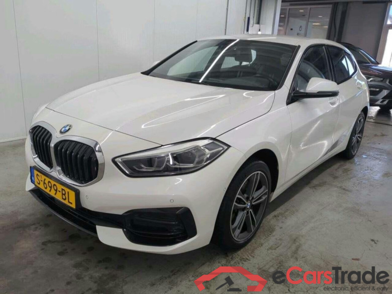 BMW 1-serie 118i Intro Ed. #1