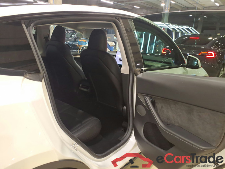 TESLA MODEL Y BEV AUTO RWD #5