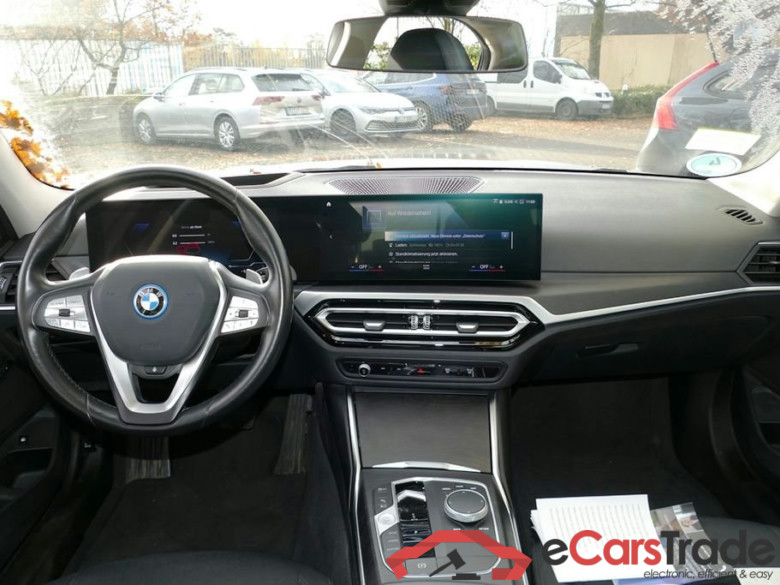 BMW 3er 320e Aut. 4d 120kW #3