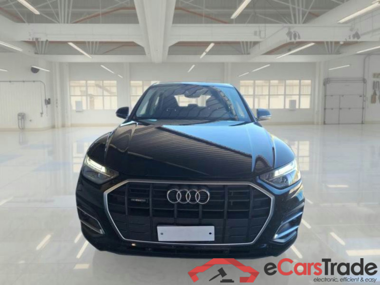 AUDI Q5 / 2020 / 5P / SUV 50 TFSI E BUSINESS QUATTRO S TRONIC #6