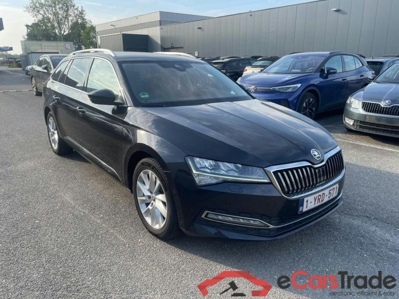 SKODA Superb Combi 2.0 CR TDi Style DSG #2
